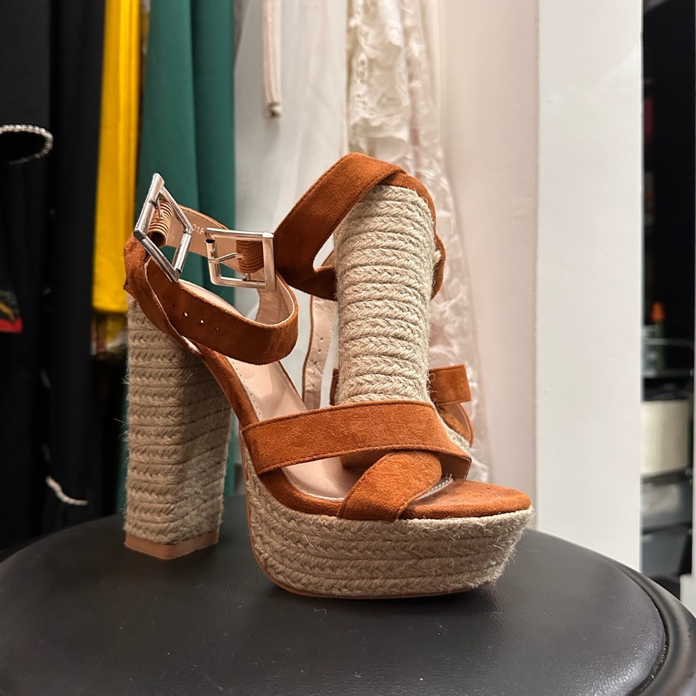 Brown Pumps